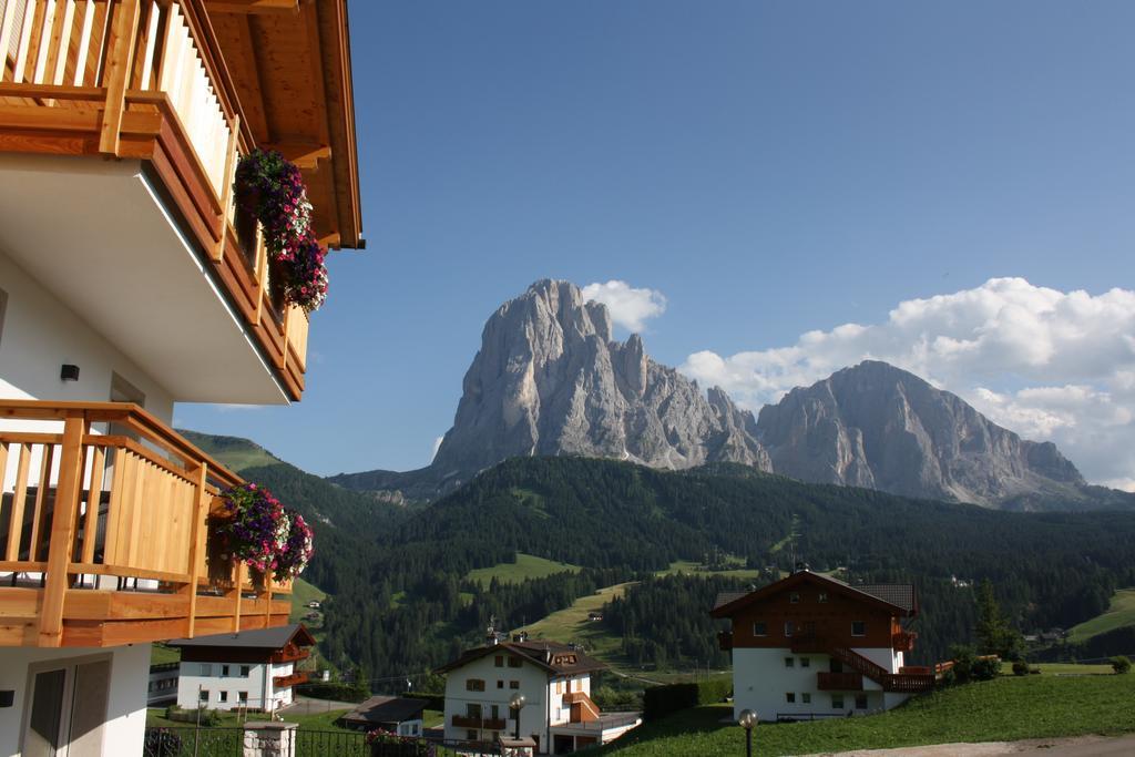 Apartments La Mana Santa Cristina Val Gardena Luaran gambar