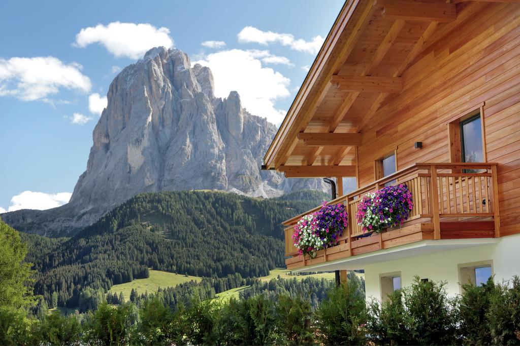 Apartments La Mana Santa Cristina Val Gardena Luaran gambar