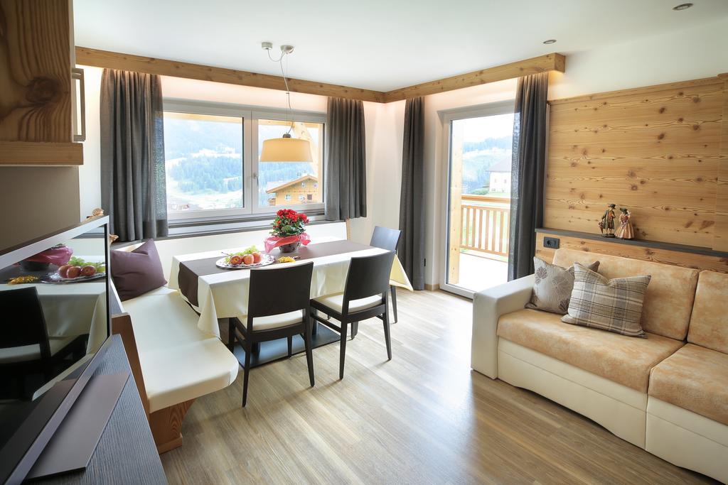 Apartments La Mana Santa Cristina Val Gardena Luaran gambar